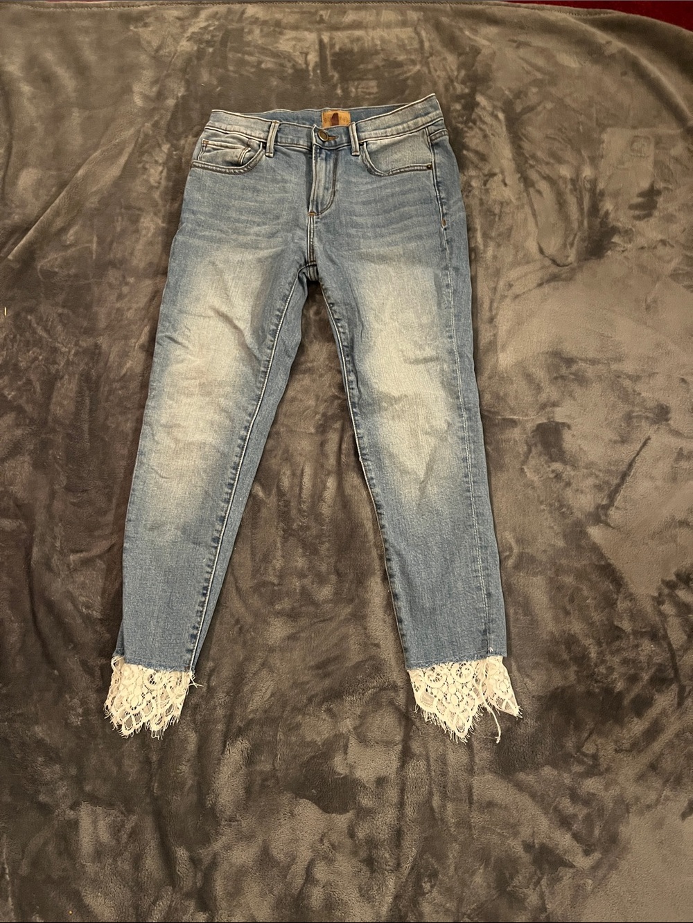 DRIFTWOOD Light Blue Lace-Hem Skinny Jeans